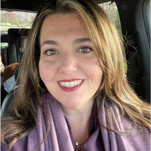 Meet your Posher, Vasiliki